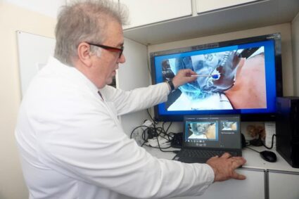 SALUD: EL PIROVANO HIZO LA PRIMERA CIRUGÍA CON REALIDAD AUMENTADA